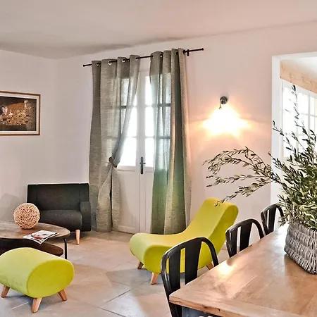 Prázdninový dům Maison 6 *